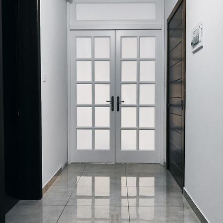 Fairwinds - Double Room With Ensuite - Luqa Airport - Self Check In & Out Available Bagian luar foto