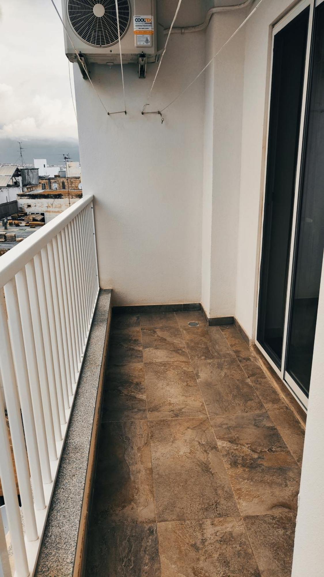 Fairwinds - Double Room With Ensuite - Luqa Airport - Self Check In & Out Available Bagian luar foto